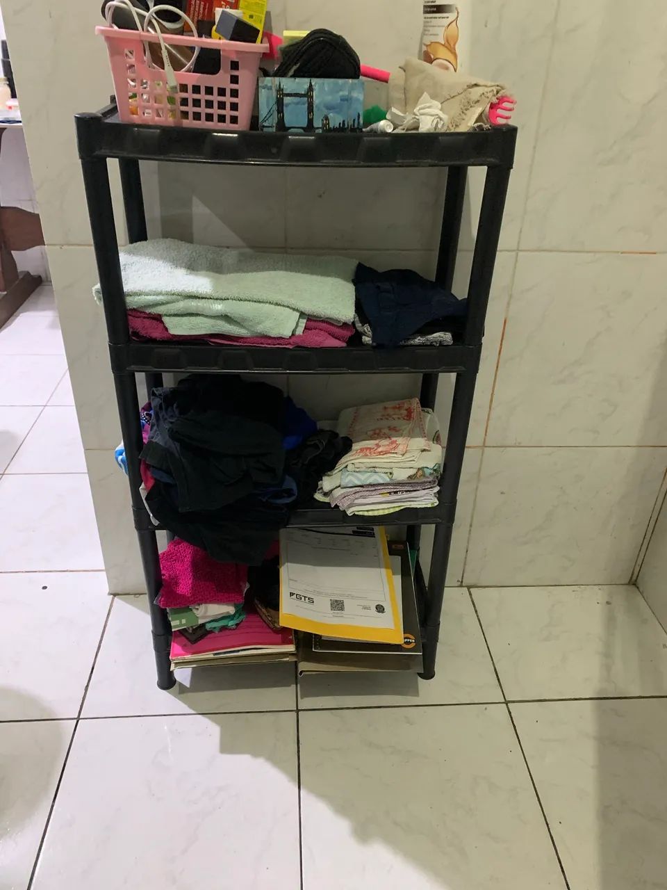 Estantes de plasticos - Foto 2
