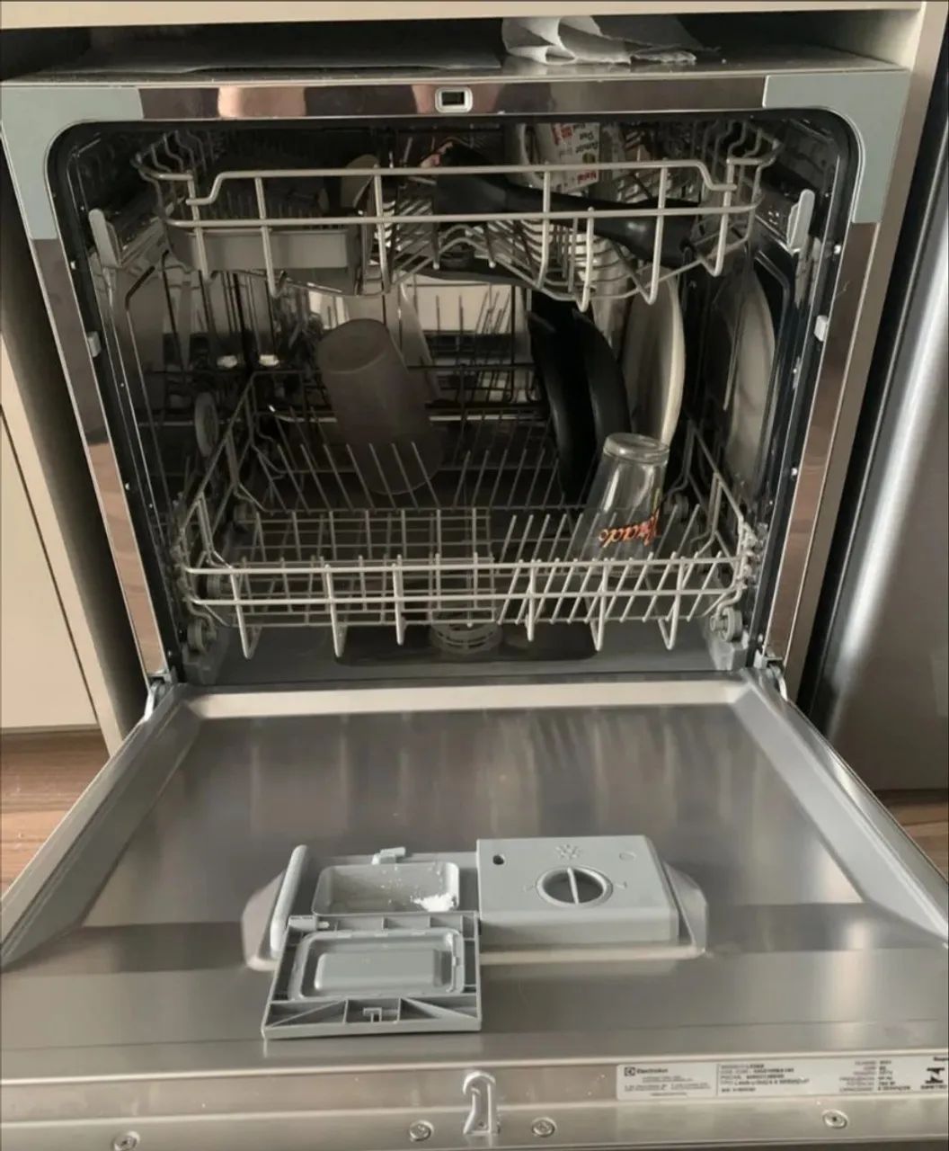 Lava Louça Electrolux  8 serviços Seminova - Foto 2