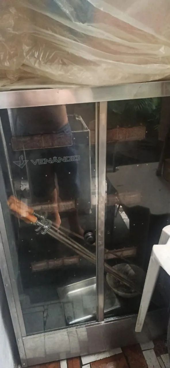 Maquina/forno de assar frango 