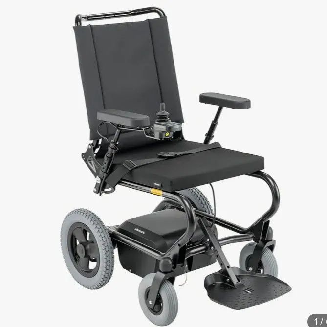 Cadeira de roda motorizada bem nova ottobock wingus - Foto 3