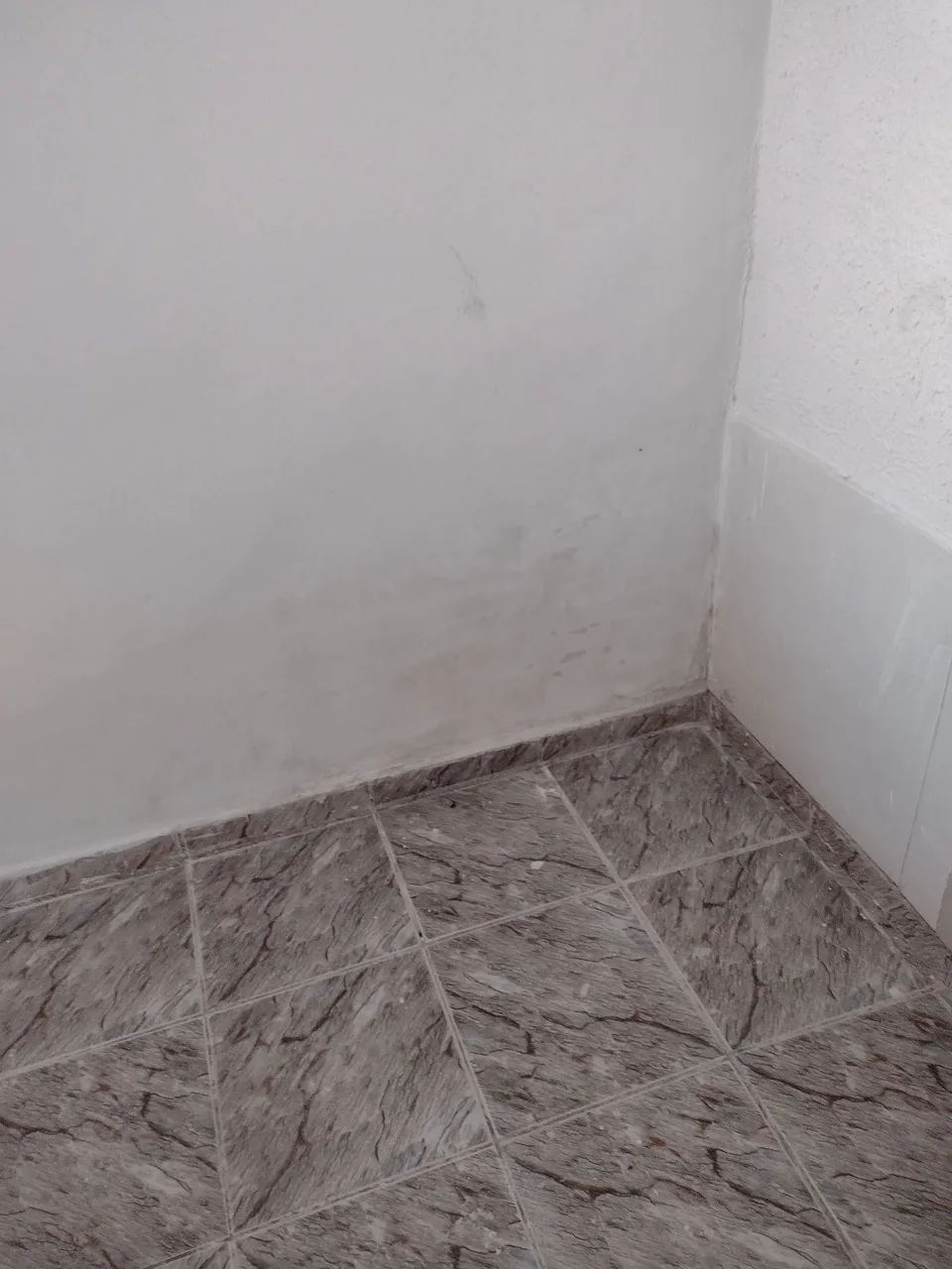 Aluguel casa 2 quartos, sozinha lote  - Foto 7