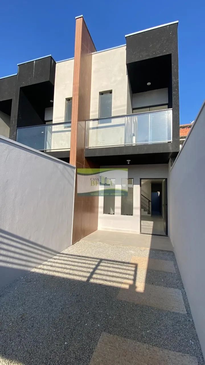 Sobrado a venda com 2 suítes, 82m²