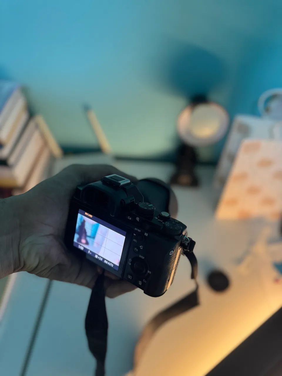 Câmera Sony CX 7 mais lente 28/70 - Foto 2