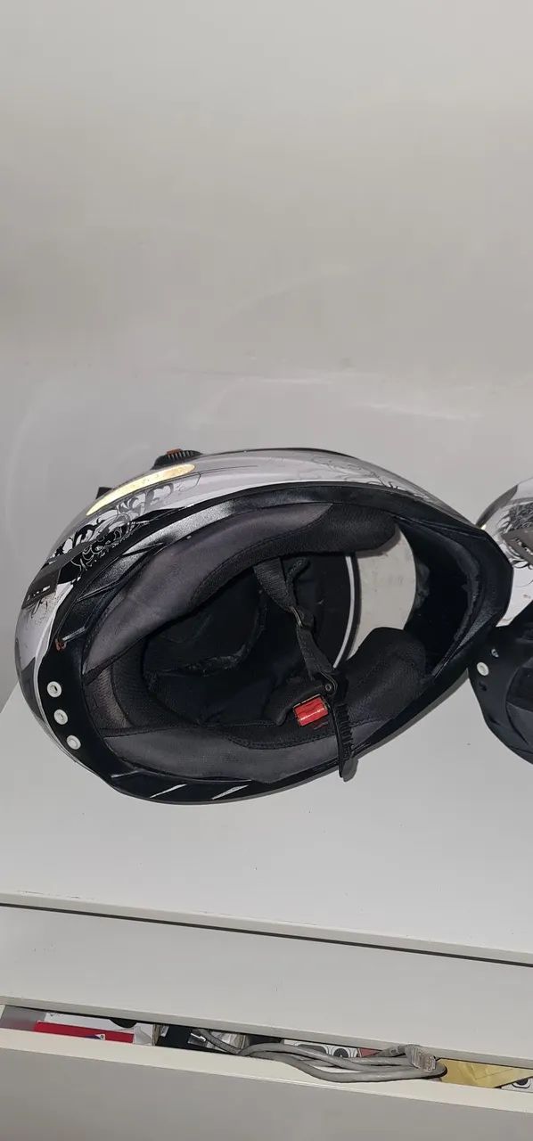 Capacete Helt Strada 2 número 60 - Foto 4