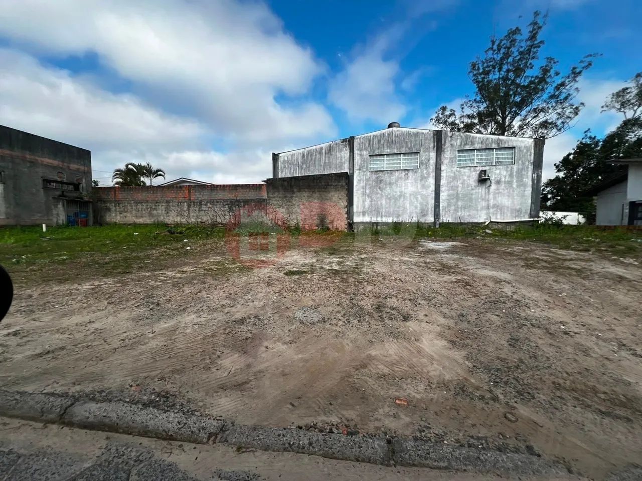 Duas Salas Comerciais com 100 m² e Lote com 500 m² a venda em Araranguá - Foto 3
