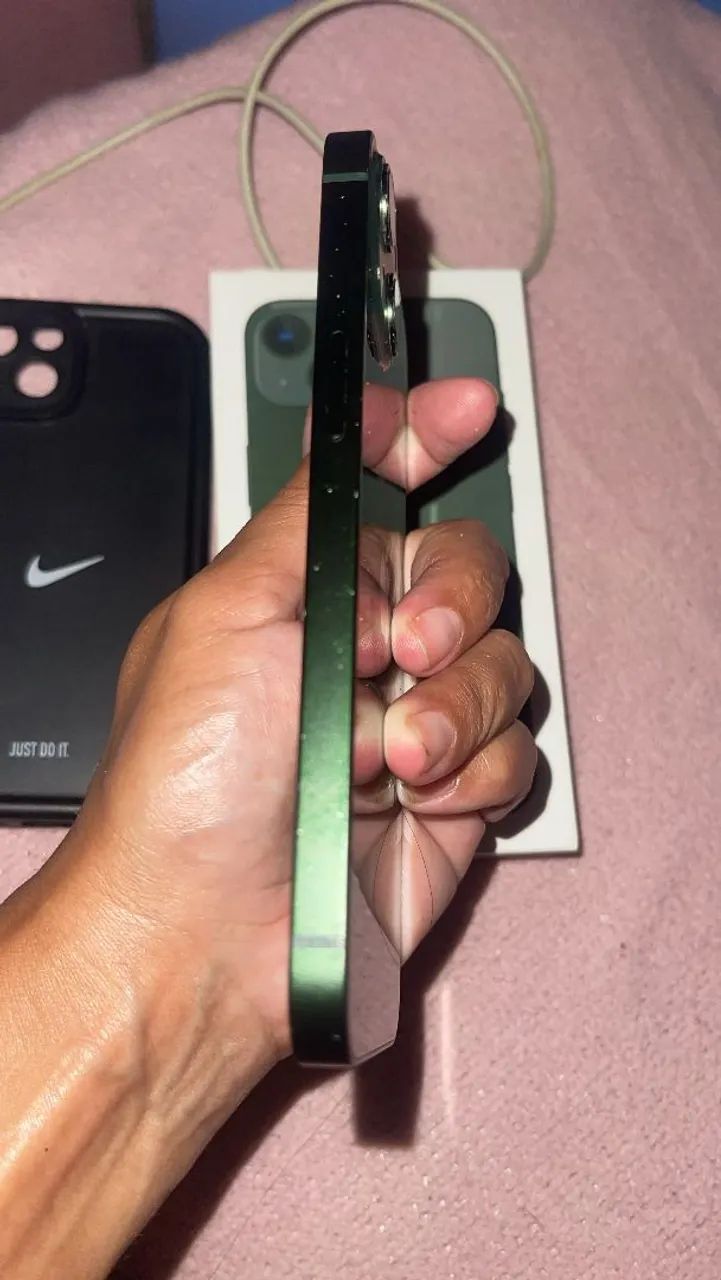 Iphone 13 verde - Foto 2