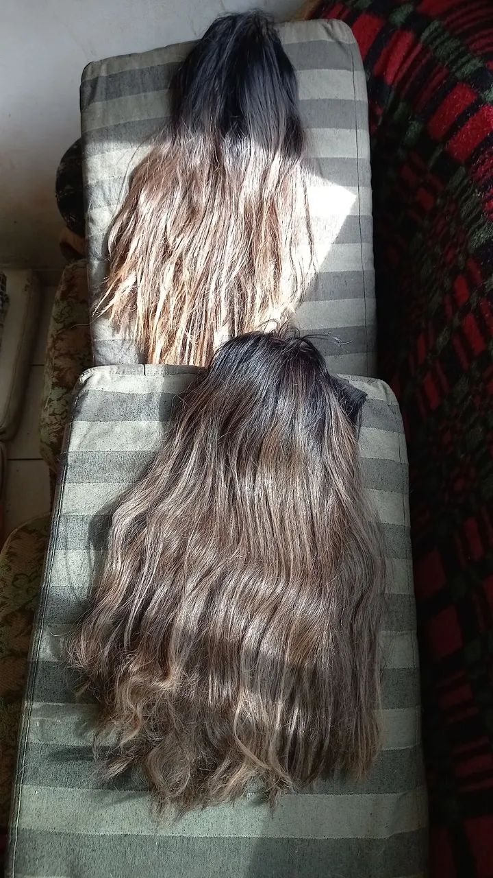 VENDE SE  3  PERUCAS LINDAS E ELEGANTES  - Foto 3