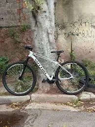 Bicicleta Sutton aro 29