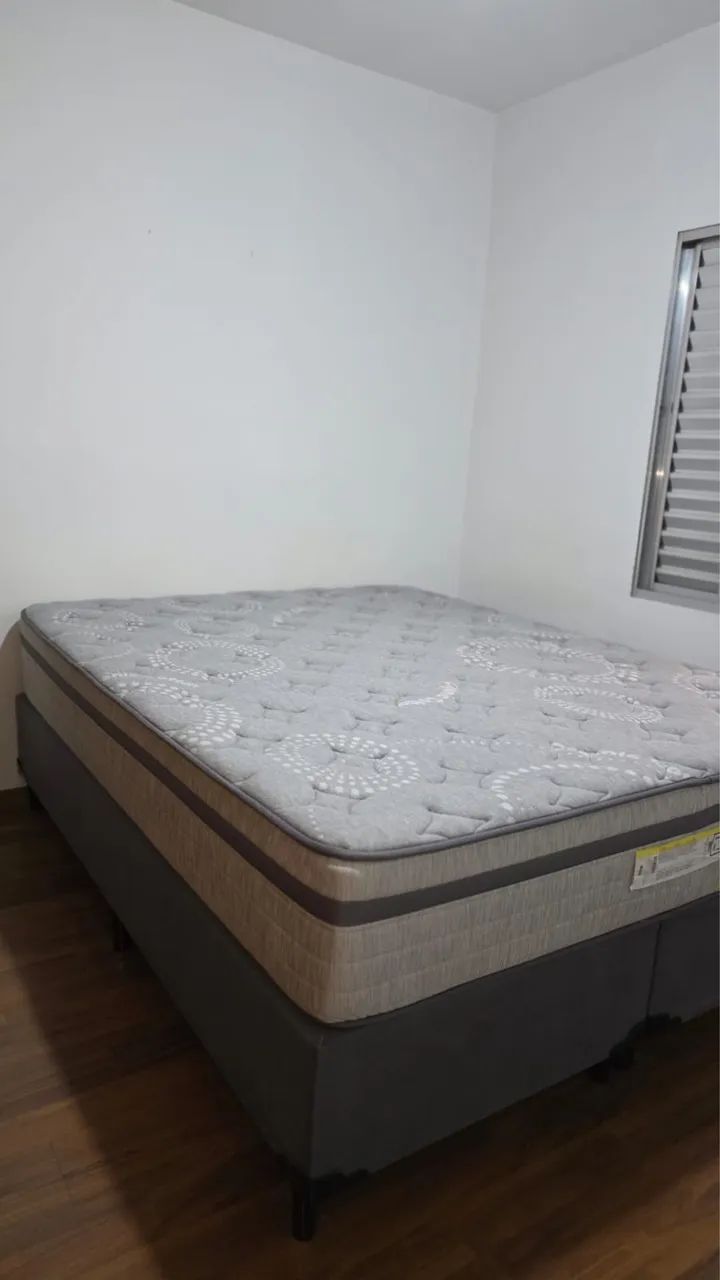 Colchão Queen + Box (completo) em perfeitas condições  - Foto 4