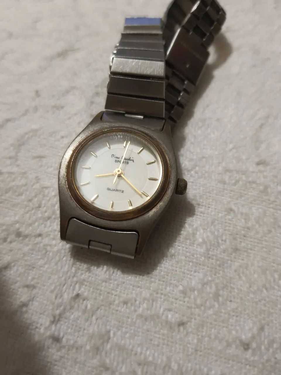 Relógio  feminino PIERRE CARDIN 