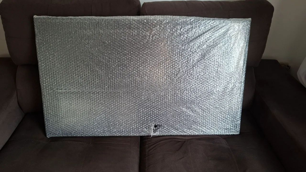 TV Samsung 40" tela danificada, parte eletrônica  100% ok - Foto 3