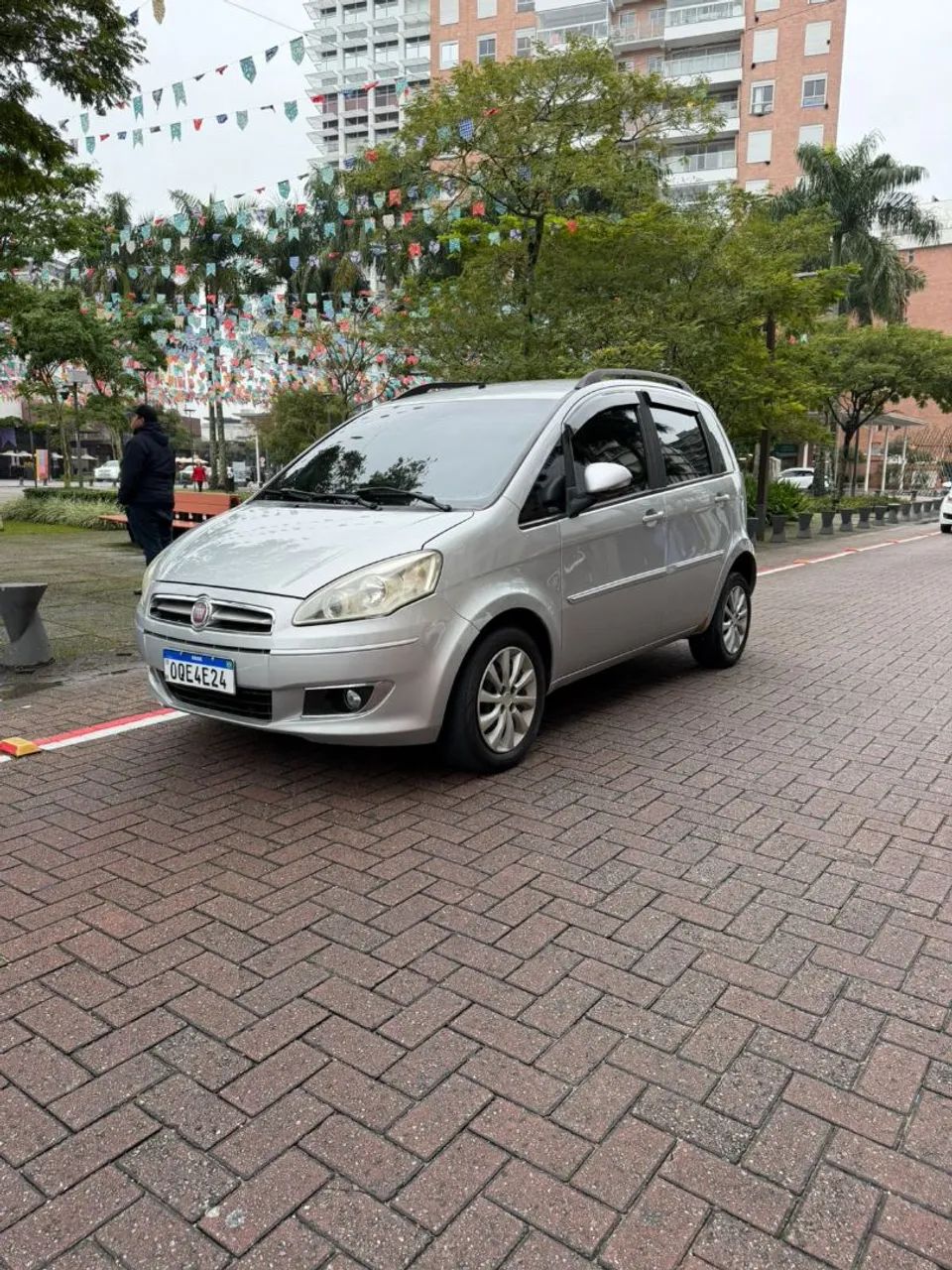 Fiat Idea Idea ATTRACTIVE 1.4 Fire Flex 8V 5p 2014