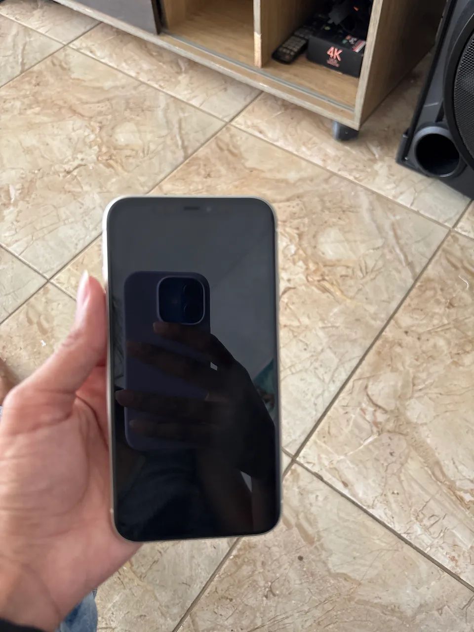 VENDE- SE IPHONE 11 - Foto 2