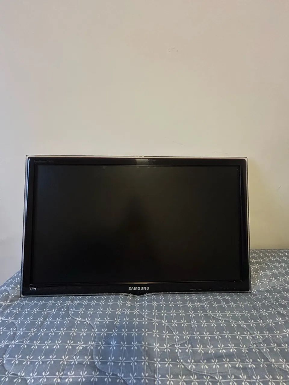 TV MONITOR 