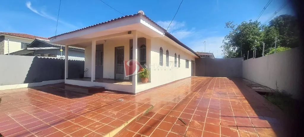 Casa para alugar em Maringá, Vila Morangueira, com 2 quartos, com 82.2 m² - Foto 2