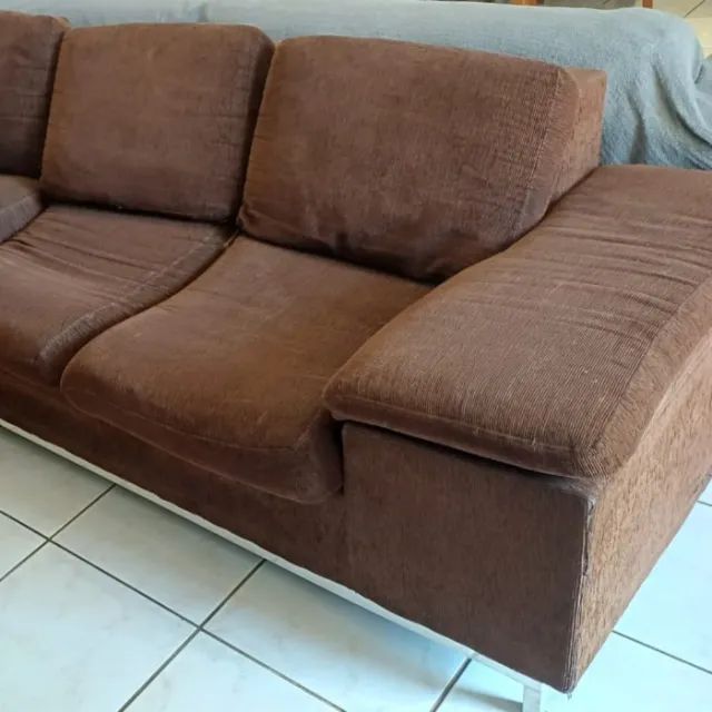 Sofá D'Angelis 2,70m com Chaise (LEIA A DESCRIÇÃO - Precisa de Reforma Estrutural) - Foto 4