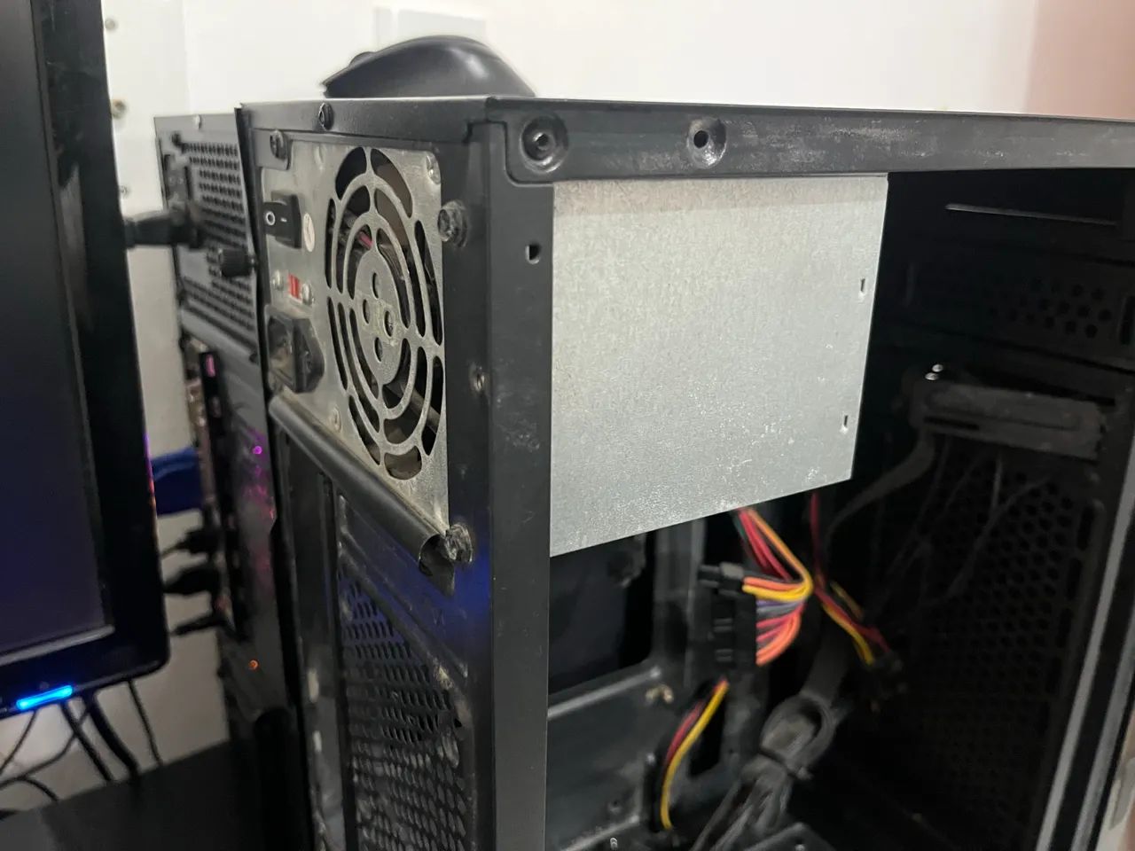 Gabinete com fonte PC - Foto 2