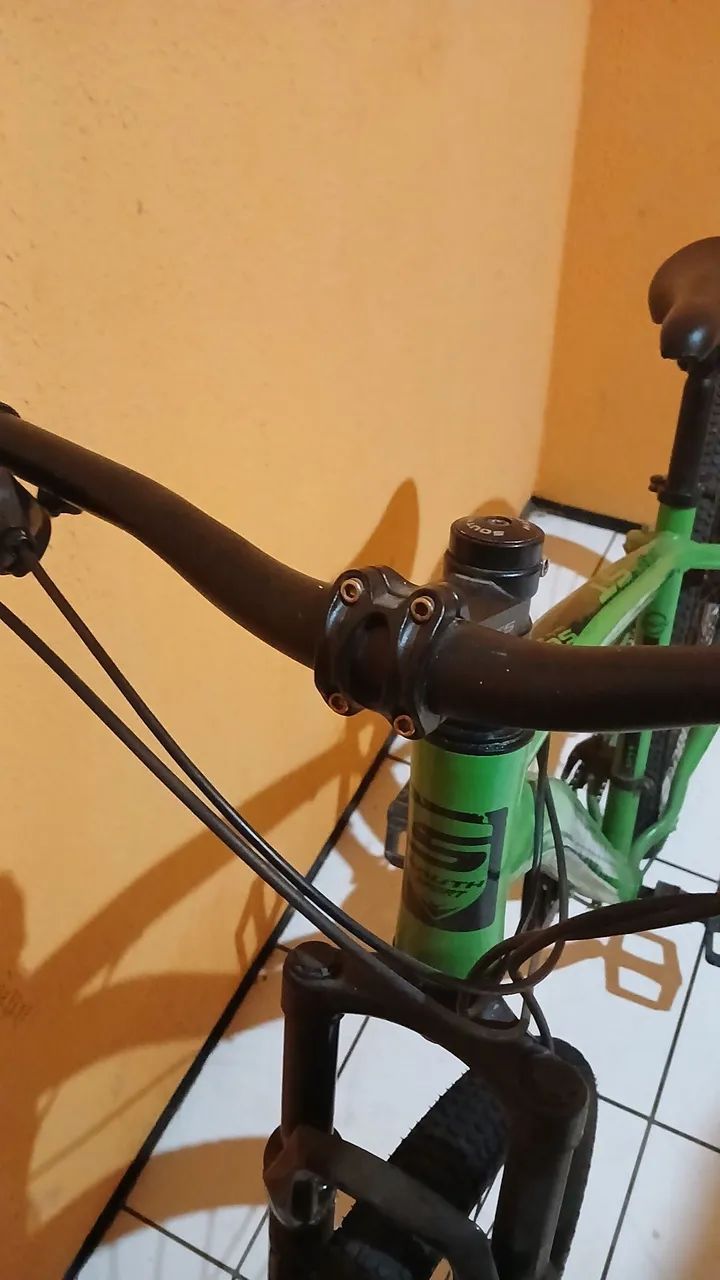 Bicicleta aro 29 menor preço 500 - Foto 3