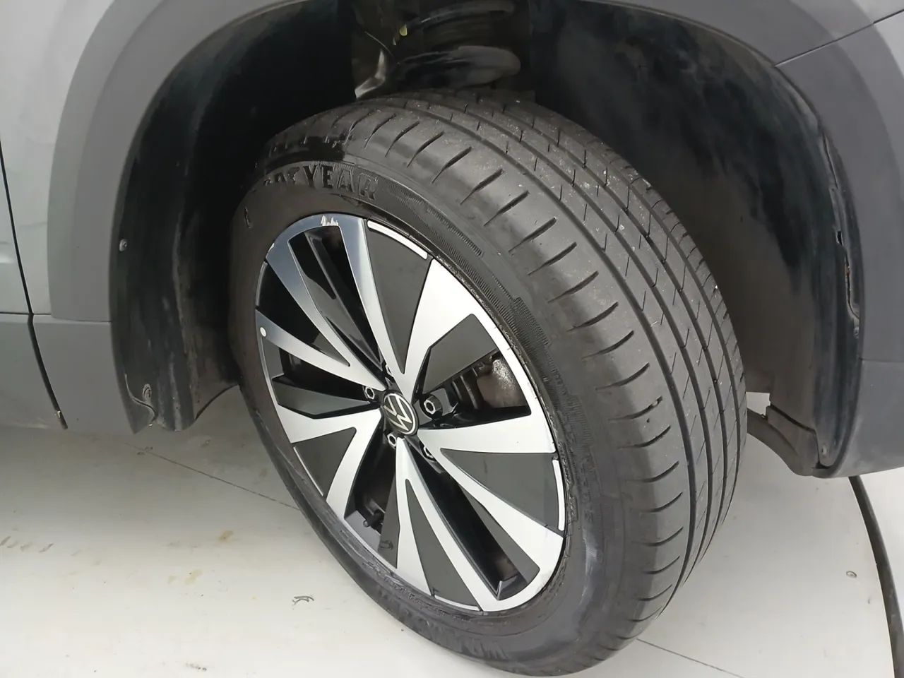 Volkswagen Taos Highline 1.4 250 TSI Flex Aut., foto 13 de 18