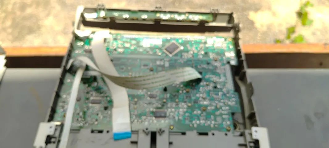 Frontal Completa com Display do Mini System Aiwa NSX S909, Funcionando. - Foto 2