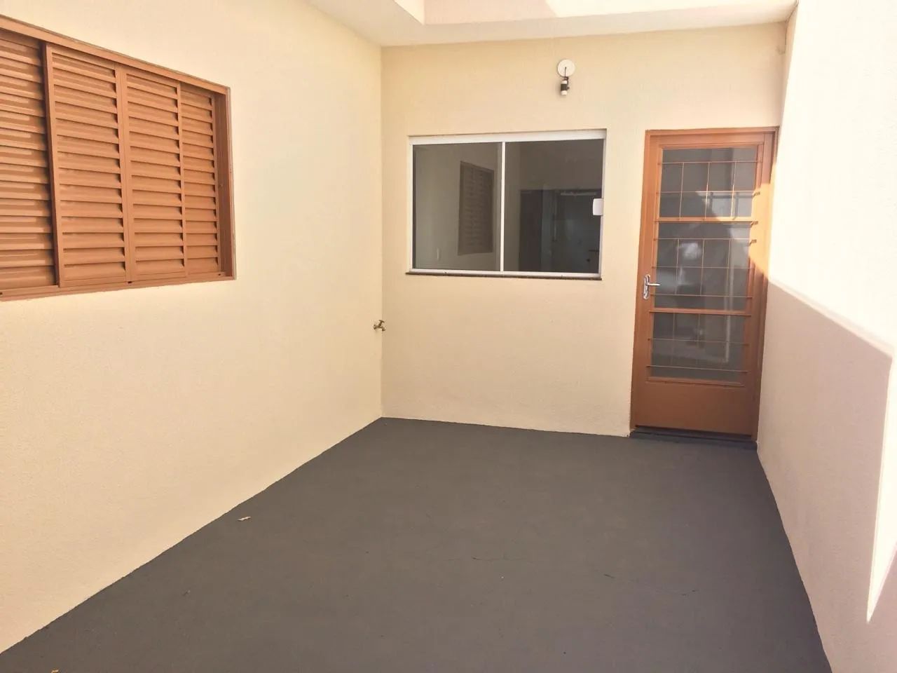 Alugo Casa Vl Independência 