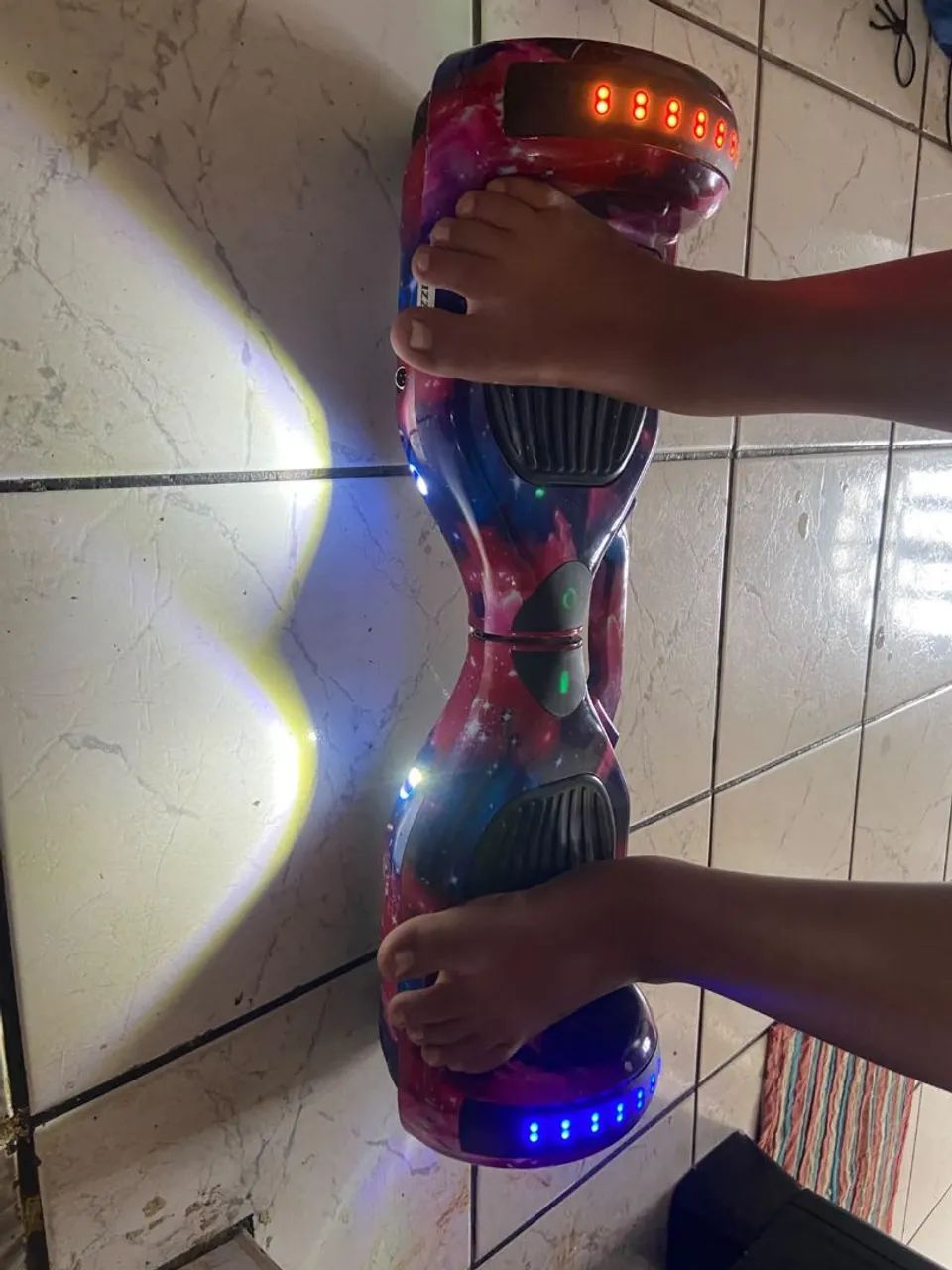 Hoverboard Elétrico 6.5" com LED e Bluetooth