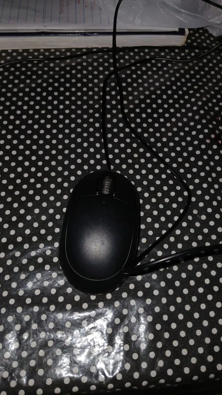 MOUSE SIMPLES BARATO<br>Mouse funcionando normal<br>? R$ 30