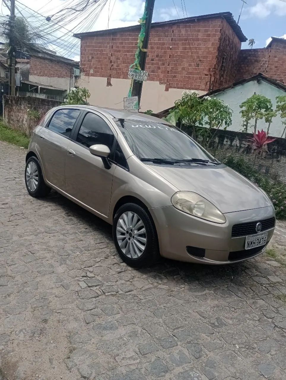 Fiat Punto Punto ATTRACTIVE 1.4 Fire Flex 8V 5p 2011