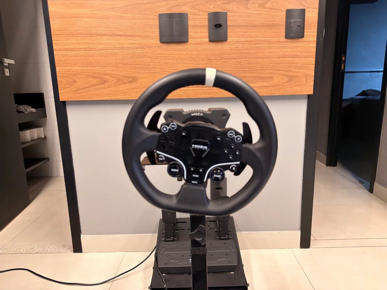 Simulador de corrida Moza R5 + Cockpit - Foto 3
