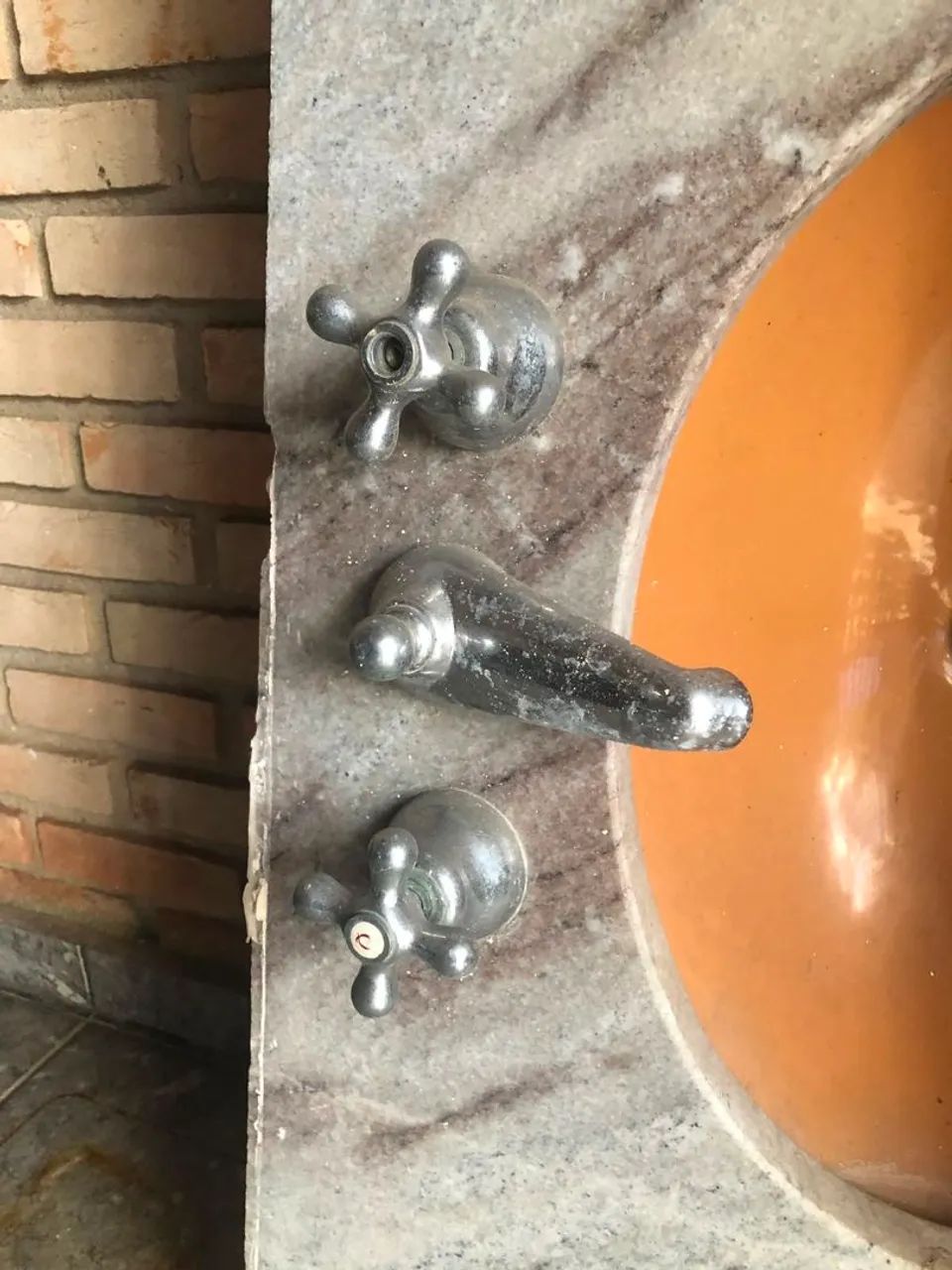 Pia de banheiro com bancada  - Foto 2