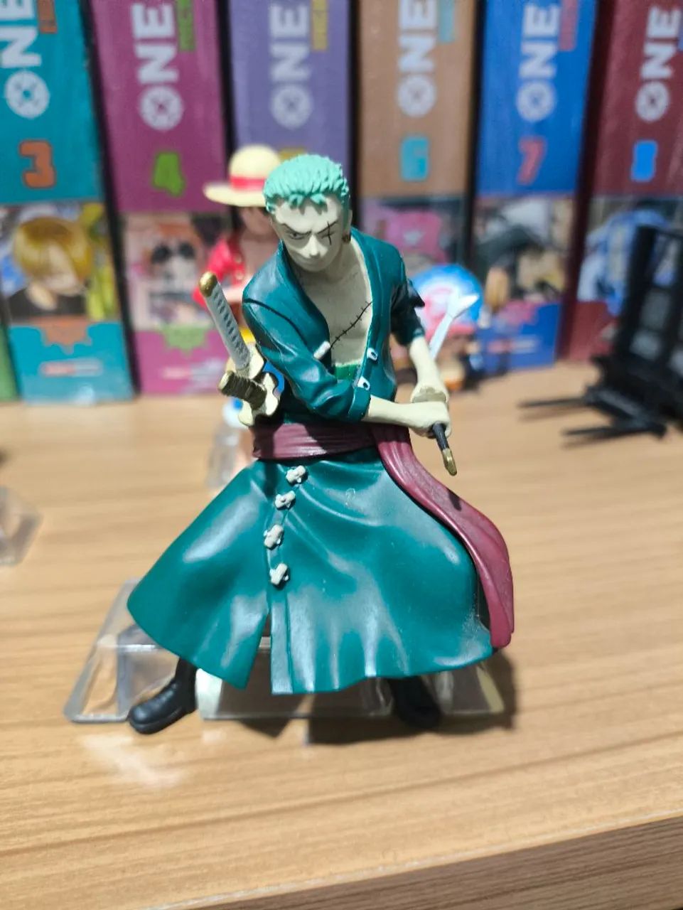 Zoro one piece salvat 