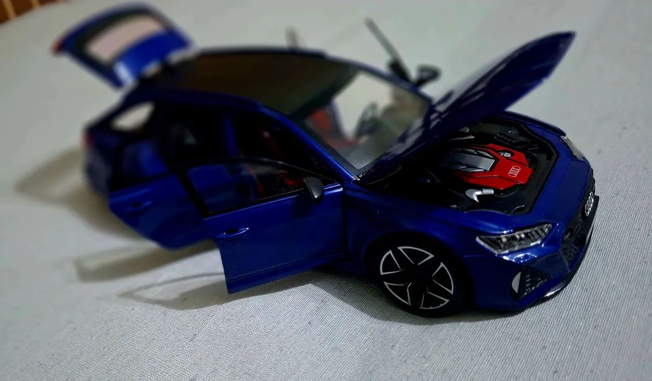 Carro miniatura Audi RS6 1/24 - Foto 3
