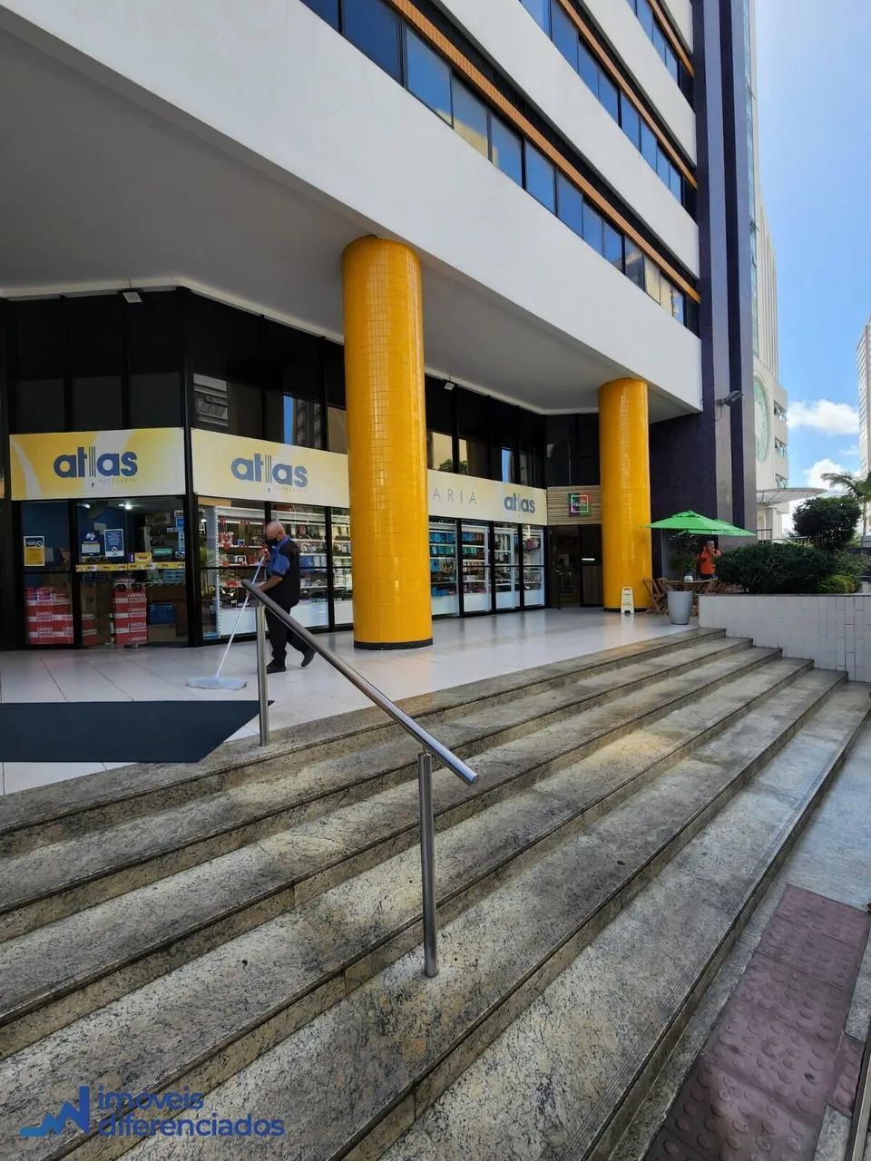 SIMONSEN - Sala Comercial 220m² - ALUGADA - Foto 2