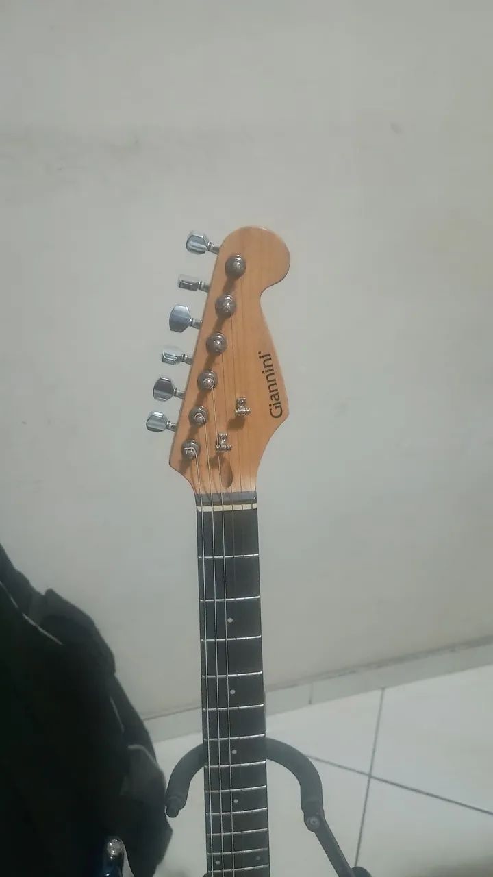 Guitarra Gianini 