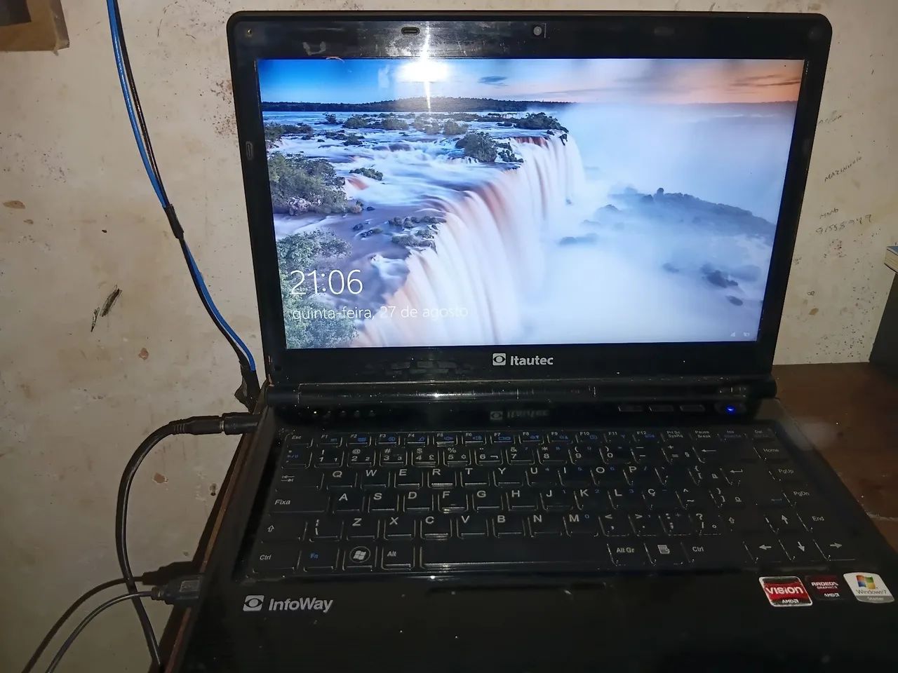 VENDO NOTEBOOK!!!