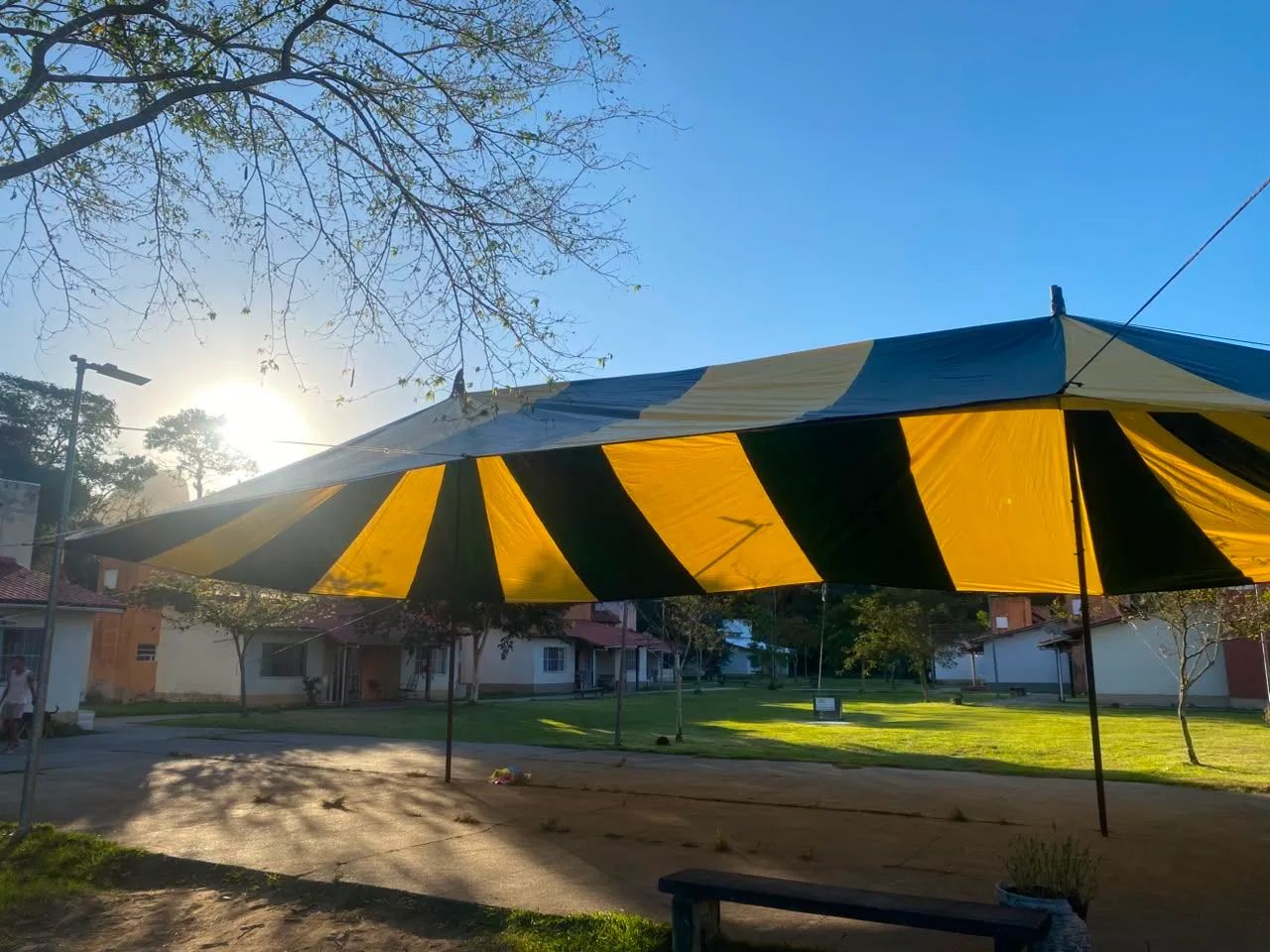 Lona de circo  - Foto 2
