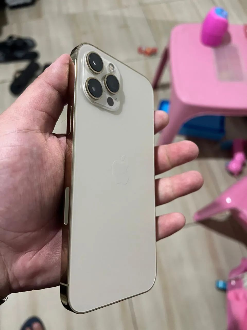 iPhone 12 Pro Max 256GB Gold Impecável  - Foto 2