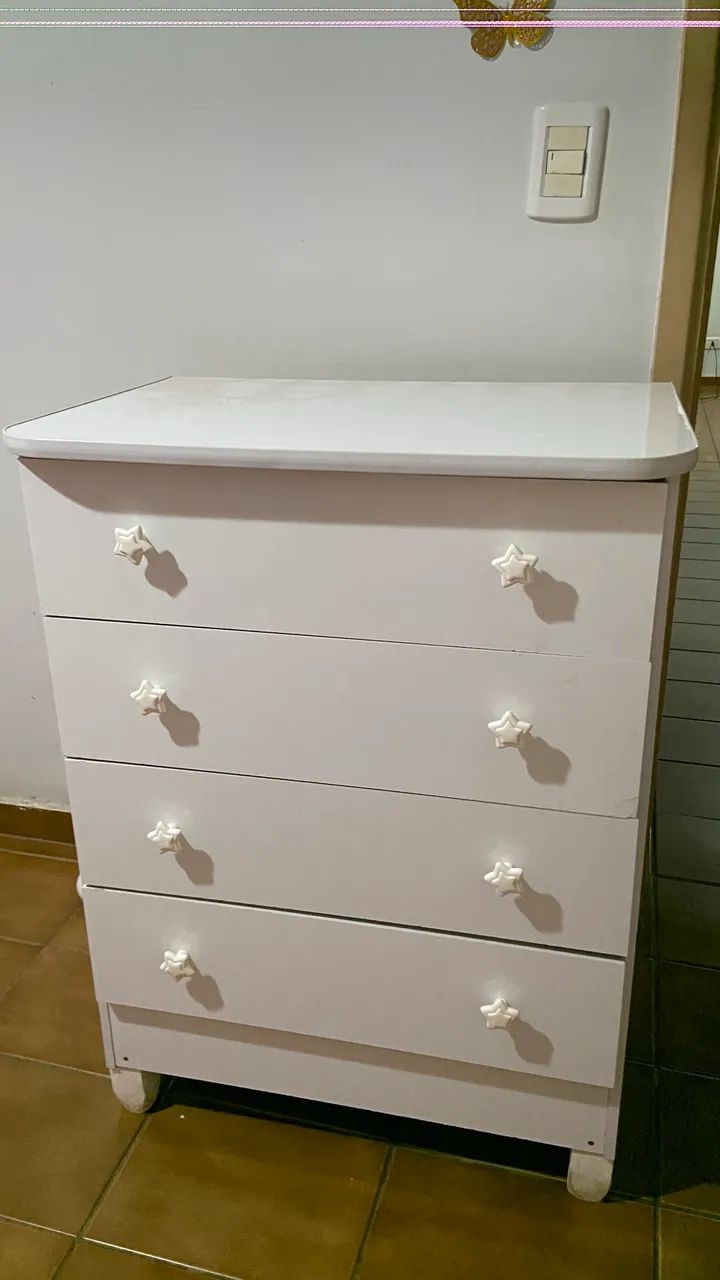 Cômoda infantil branca 