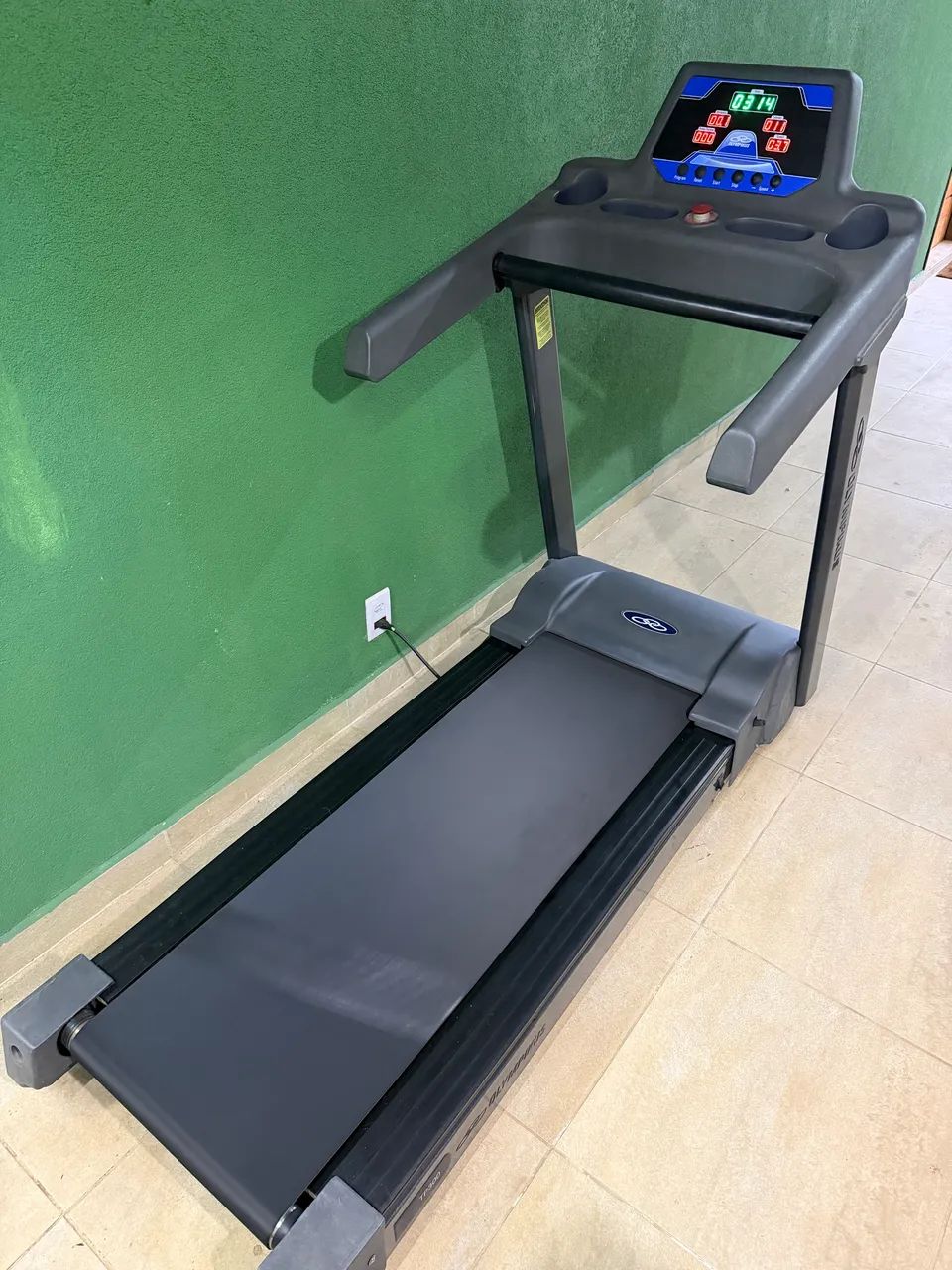 Esteira profissional Olympikus TP300 - Foto 3