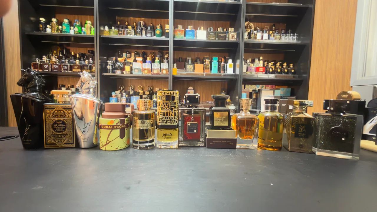 Lote com vários perfumes árabes  - Foto 2