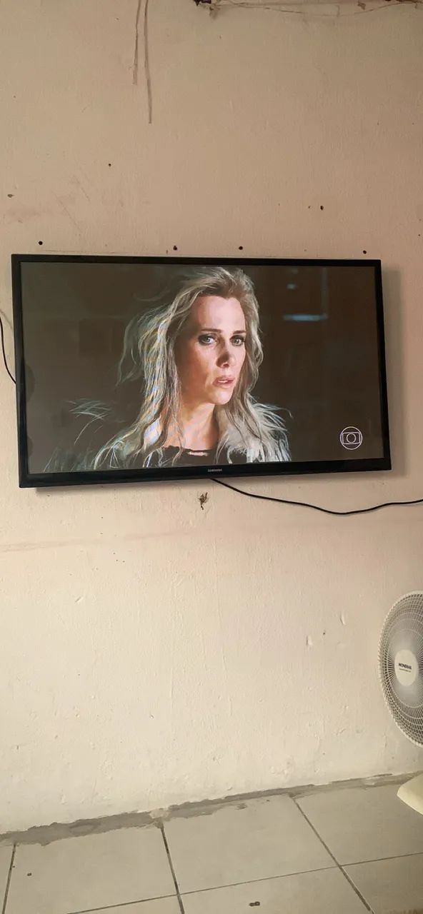 Televisão Samsung 51 polegadas não é smart