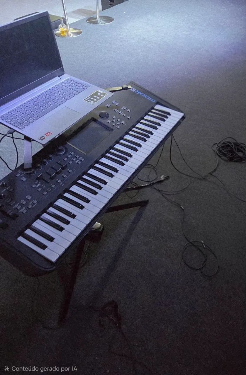 Yamaha MODX+ 61 Impecável