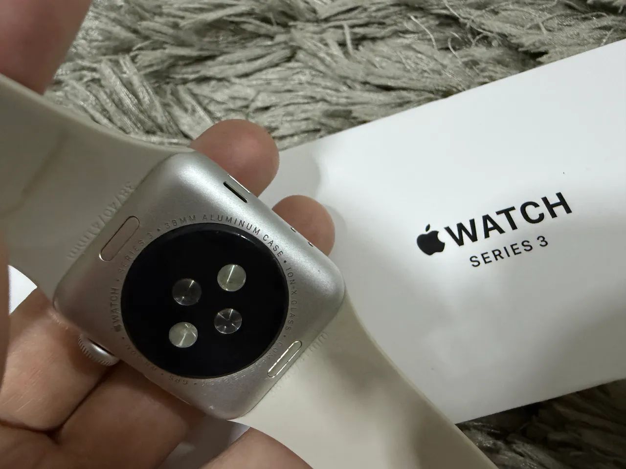 APPLE WATCH SÉRIE 3 IMPECÁVEL  - Foto 2