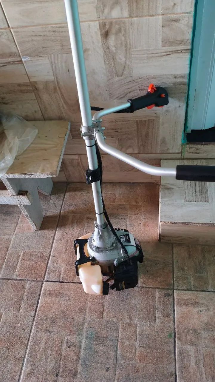 Roçadeira a gasolina usada apenas uma vez  - Foto 5