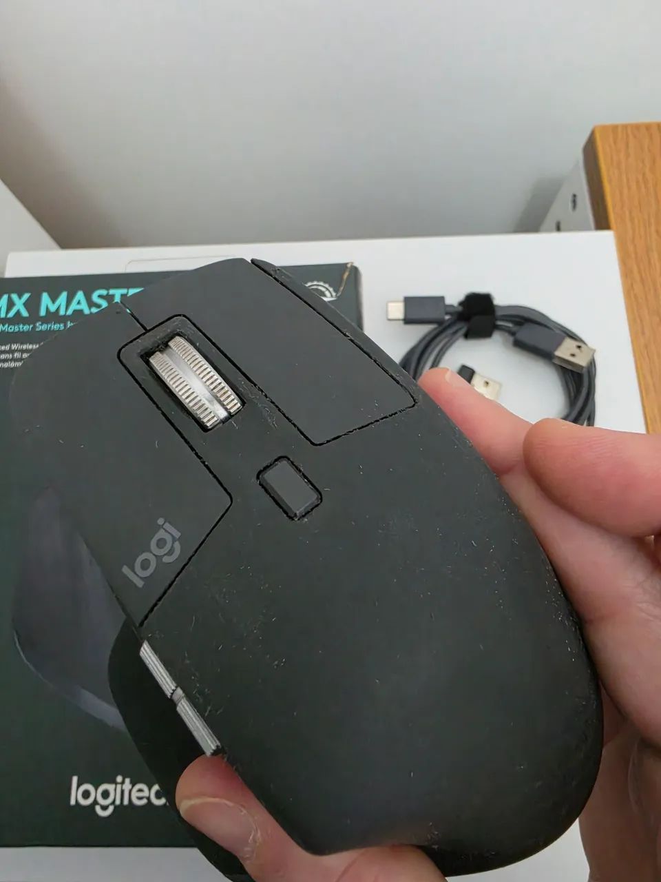 Mouse MX Master 3 - Foto 2