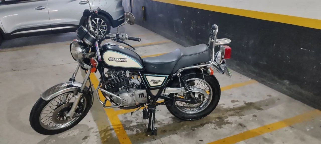 Intruder 250 Clássica !! 