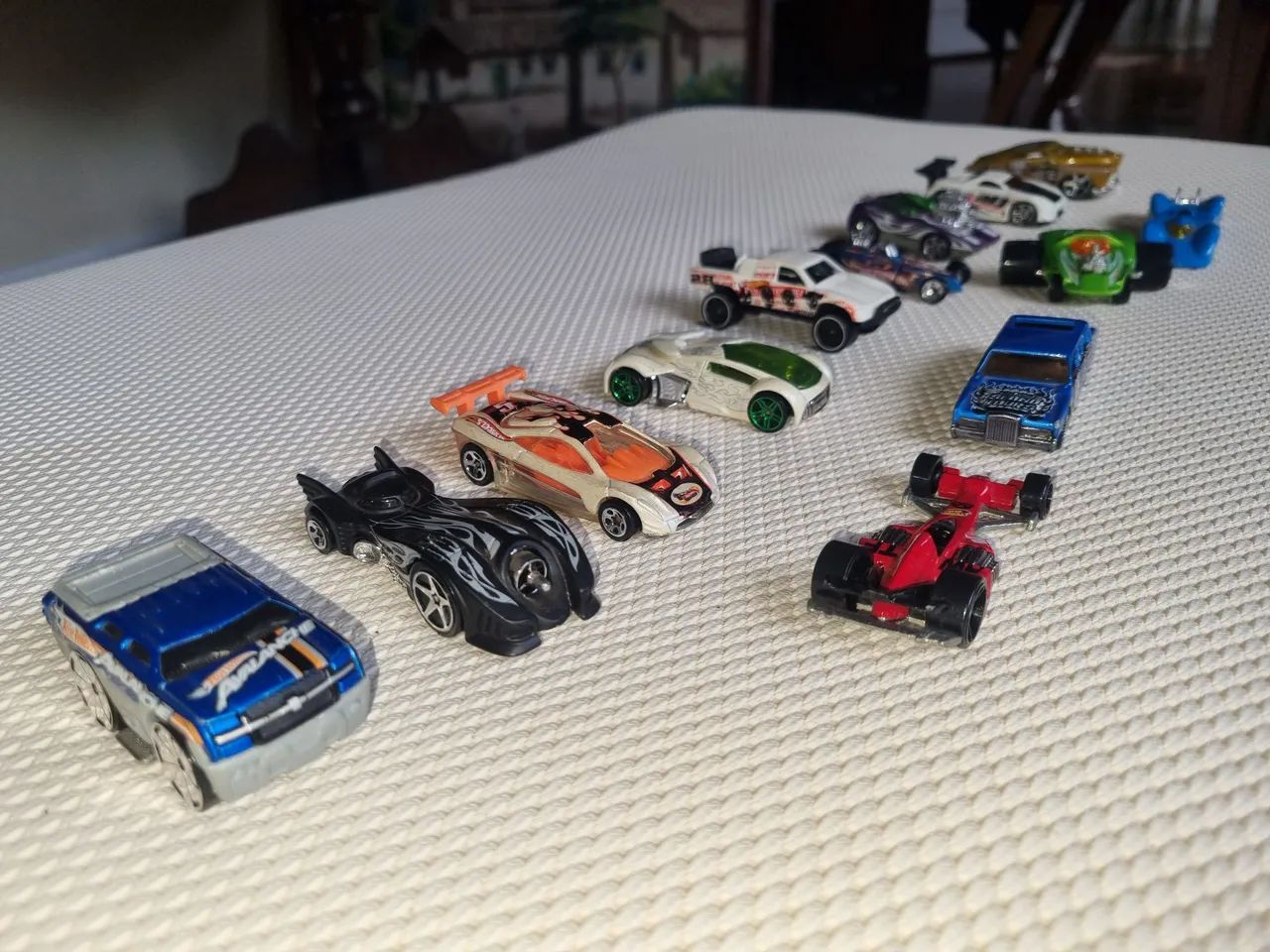 Lote Hot Wheels Variados (13 Miniaturas)  - Foto 4
