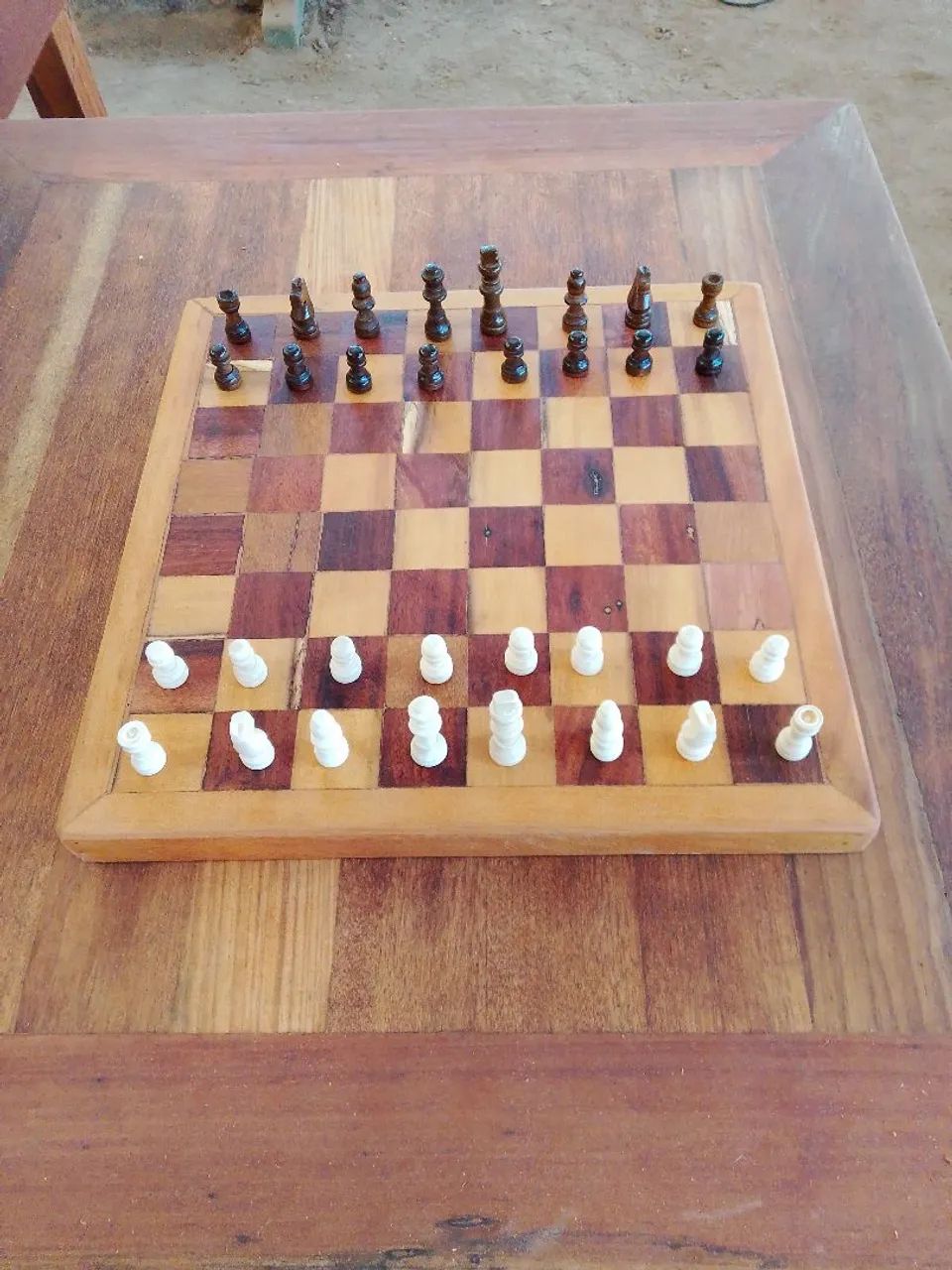 Tabuleiro de xadrez machetado  - Foto 3