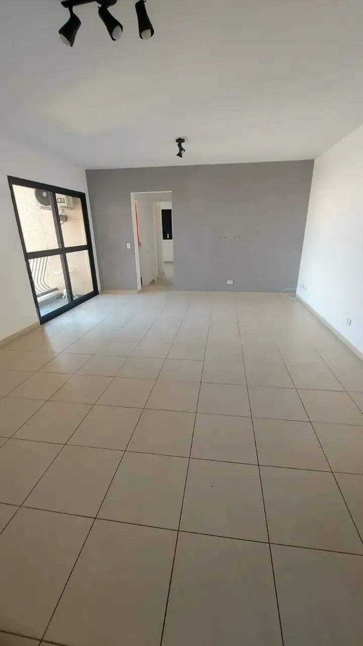 Imóvel para aluguel possui 72 metros quadrados com 2 quartos