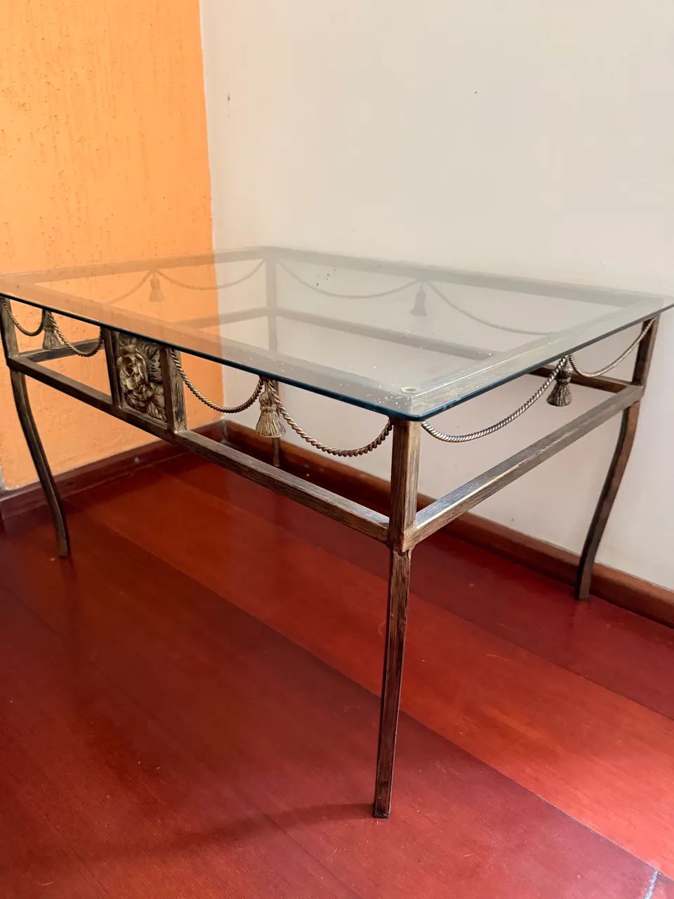 Mesinha de canto decorativa